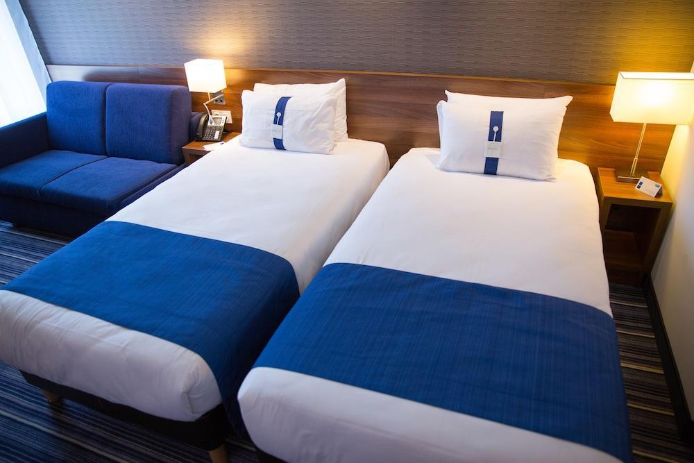 Express - Est By Ihg 3* Toulon