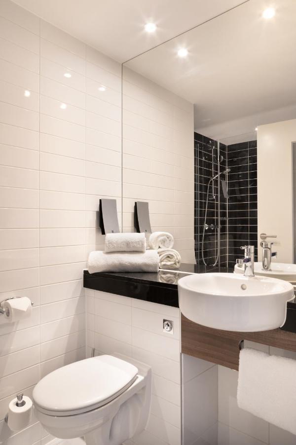 Hotel Express - Est By Ihg Tolone
