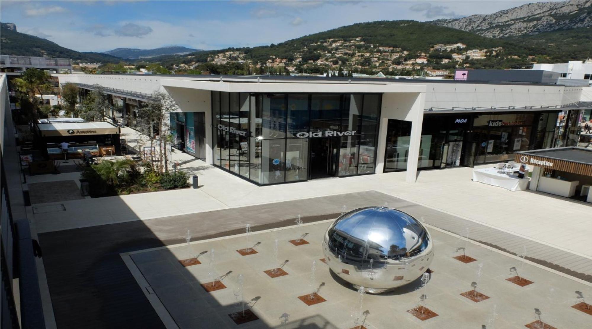 Express - Est By Ihg Hotel Tolone